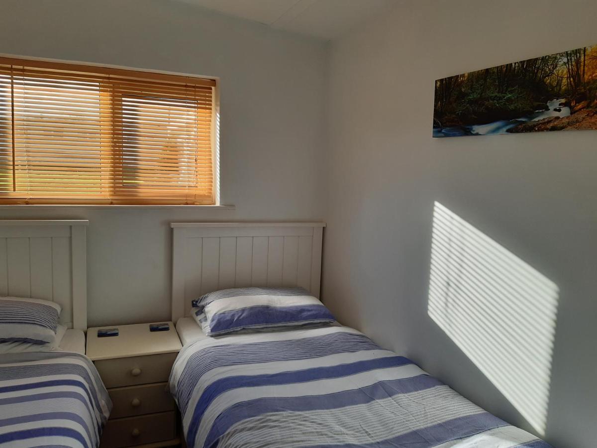 Chalet 18 Widemouth Bay Holiday Village Бюд Екстериор снимка