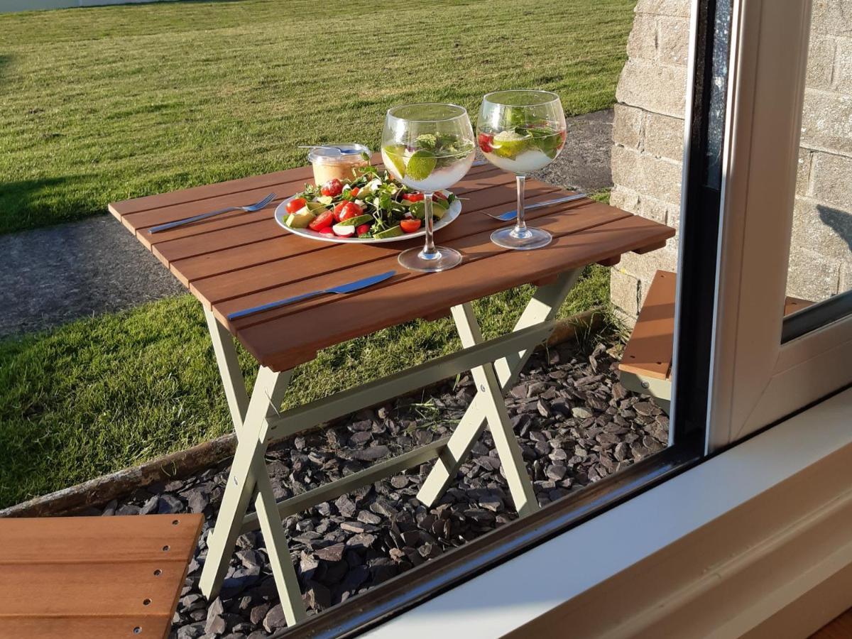 Chalet 18 Widemouth Bay Holiday Village Бюд Екстериор снимка