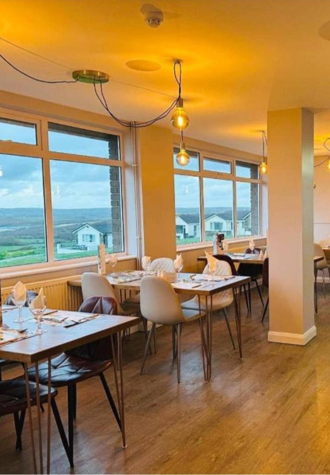 Chalet 18 Widemouth Bay Holiday Village Бюд Екстериор снимка